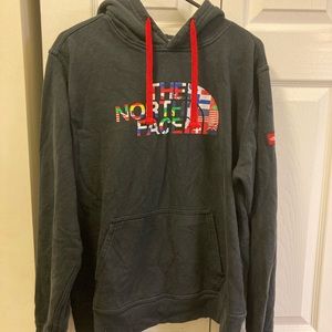 Men’s NorthFace Hoodie - Size Medium
